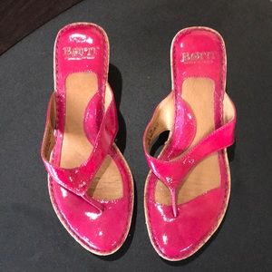 Women’s sandals